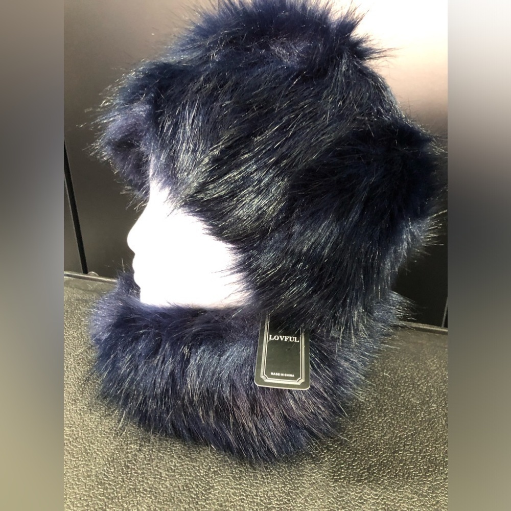 Lovful Faux Fur Cossack Style Hat & Scarf Set - Blue - OSFM